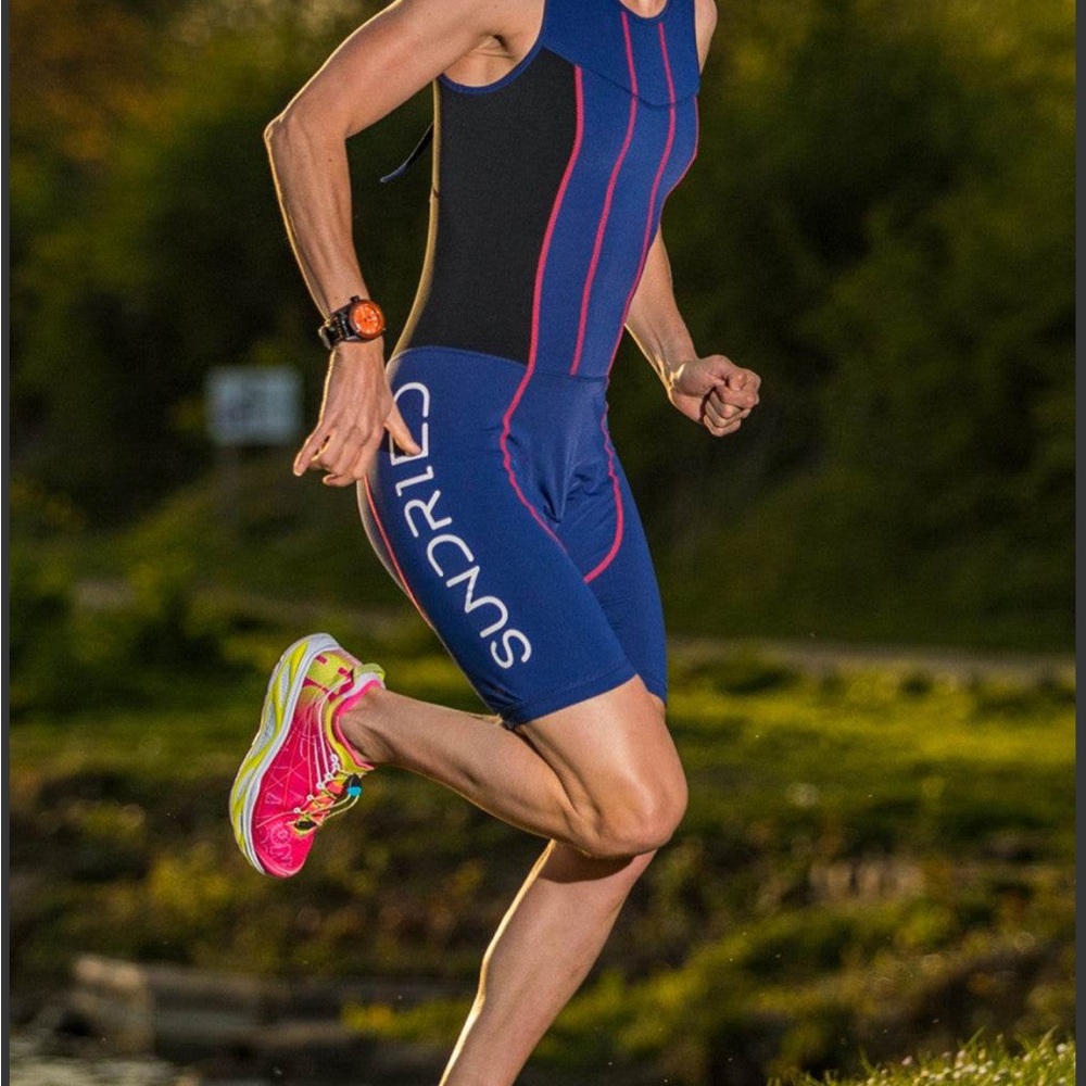 SUNDRIED Women’s Preformance Tri Suit in Blue & Red | Size M | NWOT